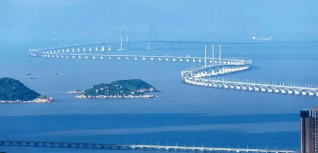 Travel from Hong Kong to Mainland China: Bus, Ferry, or Train?